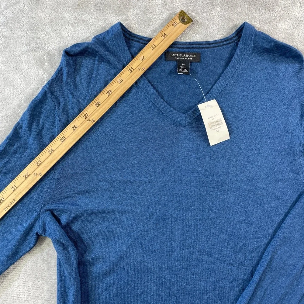 Banana Republic Sweater Mens Medium Blue Luxury Blend Silk Cashmere V Neck